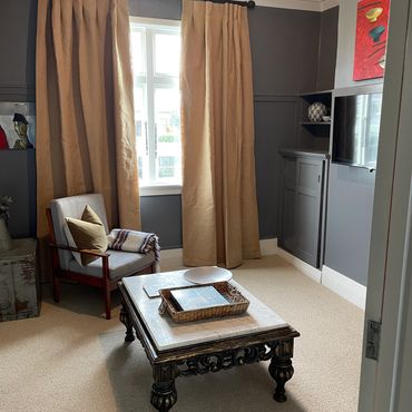 The quintessential Snug room