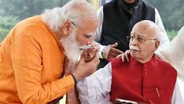 lal krishna advani greeted by shri narendra modi