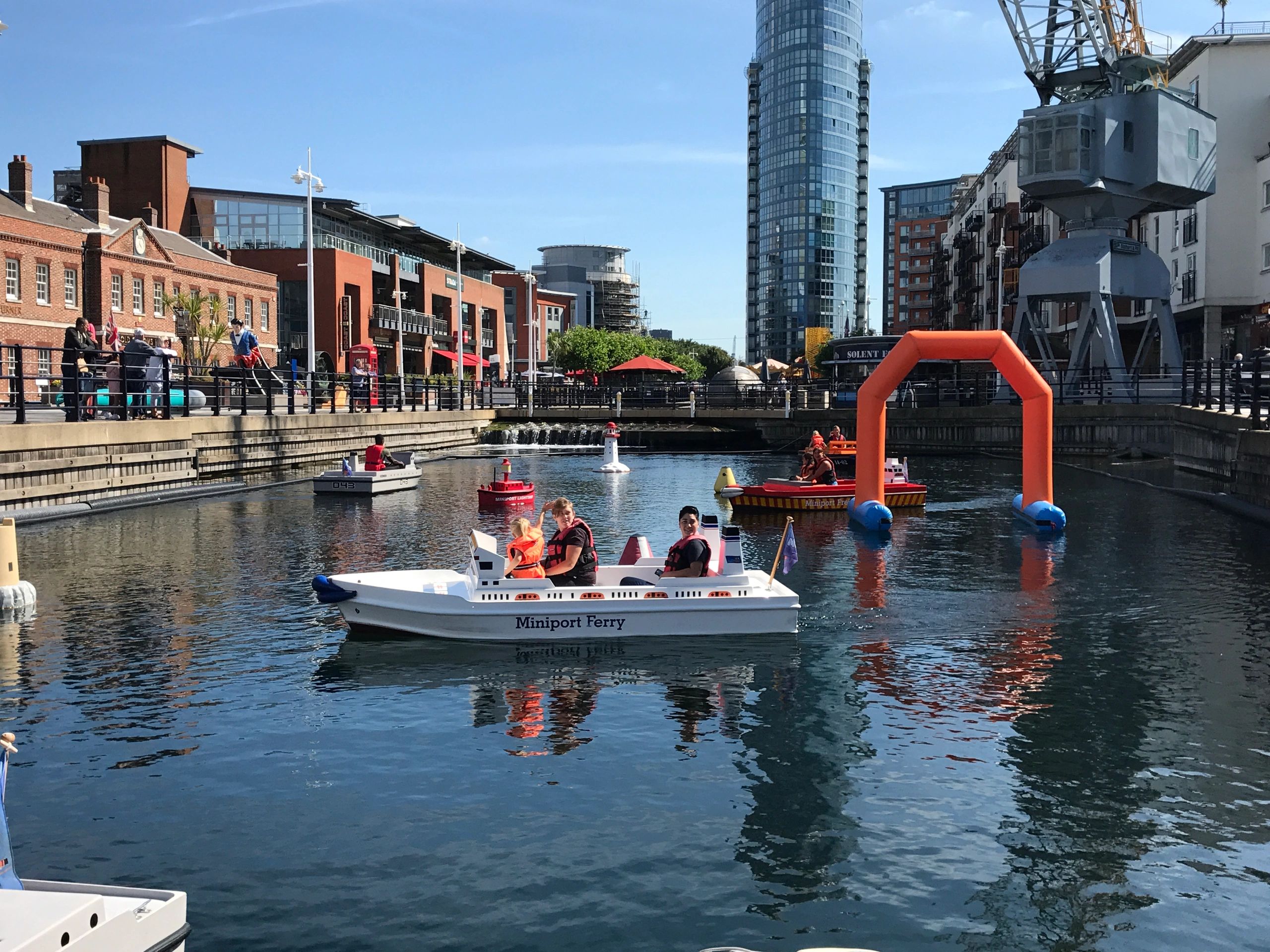 MiniPort Intu Lakeside Shopping Centre Thurrock Essex MiniPort