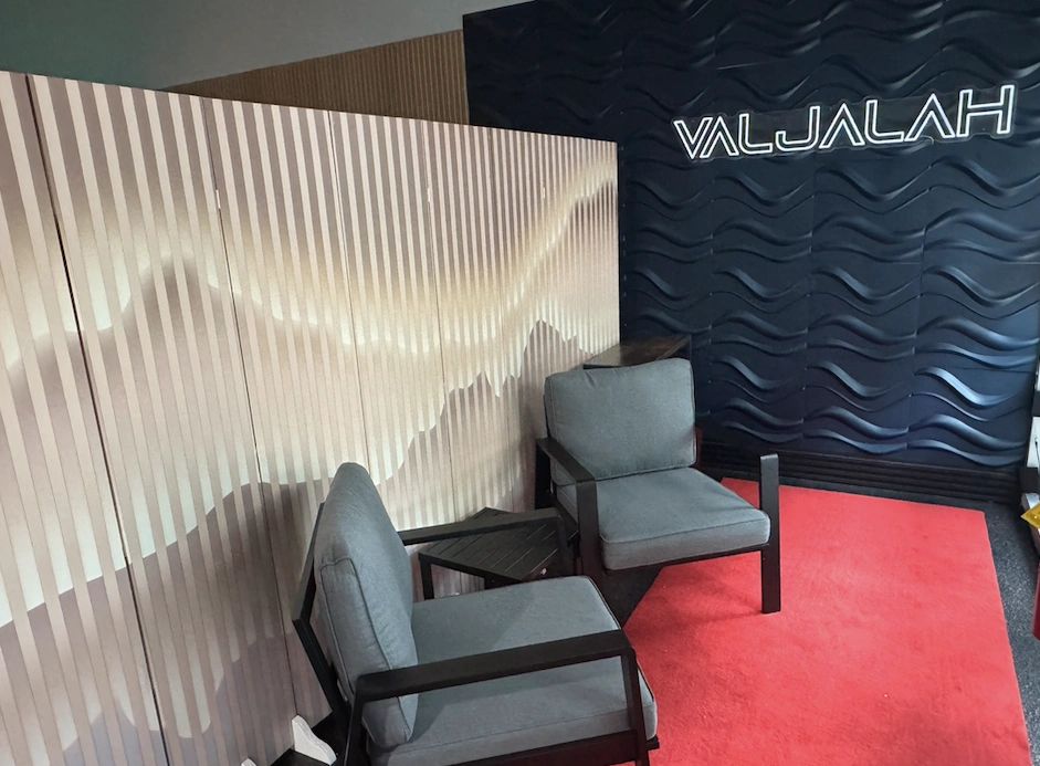 Valjalah Lounge
1400 Alton Rd Ste 300 Miami Beach, FL 33139 
312.543.1011