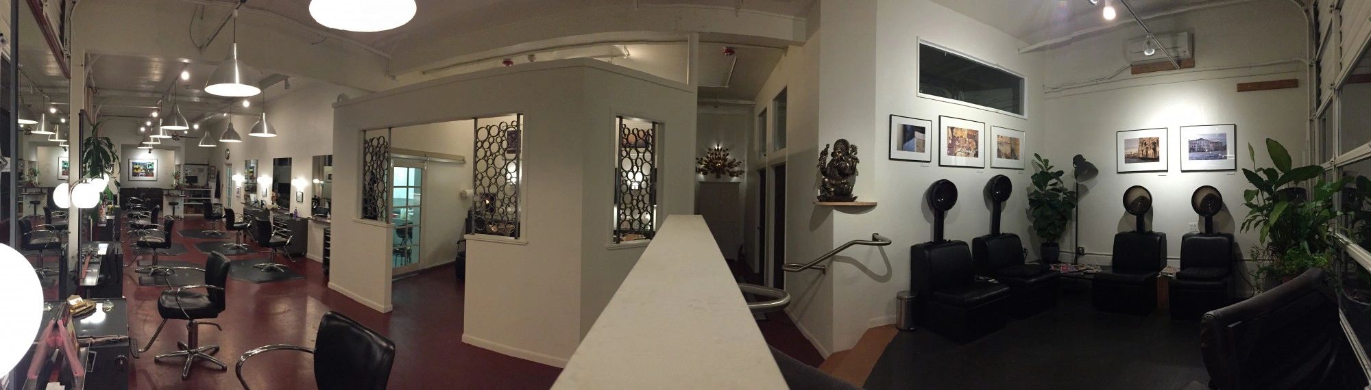 The Cutting Edge Salon