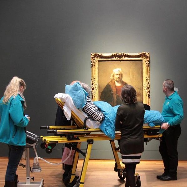 A wish recipient looking at some Art in the Rijksmuseum in Amsterdam.