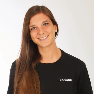 Fahrlehrerin der Klasse LKW, Bus, Auto und Motorrad