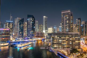 DUBAI MARINE SKYLINE