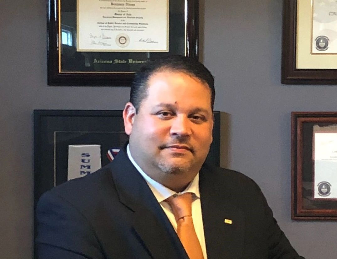 Benjamin Nieves Homeland Security Consultant. Manejo de Emergencias Planes Desastres