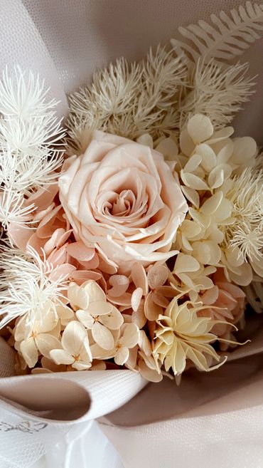 Flower bouquet birthday gift Valentine’s Day