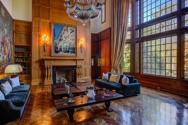 Real estate, luxury homes, architectural photography, indoors photos, exterior in New York.