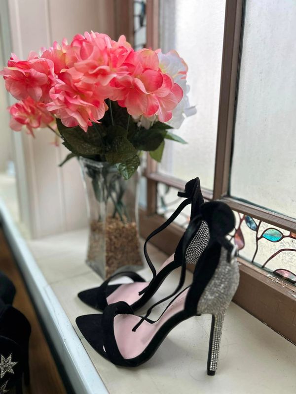 Shoes and Other Accessories to Make Your High School dance special.