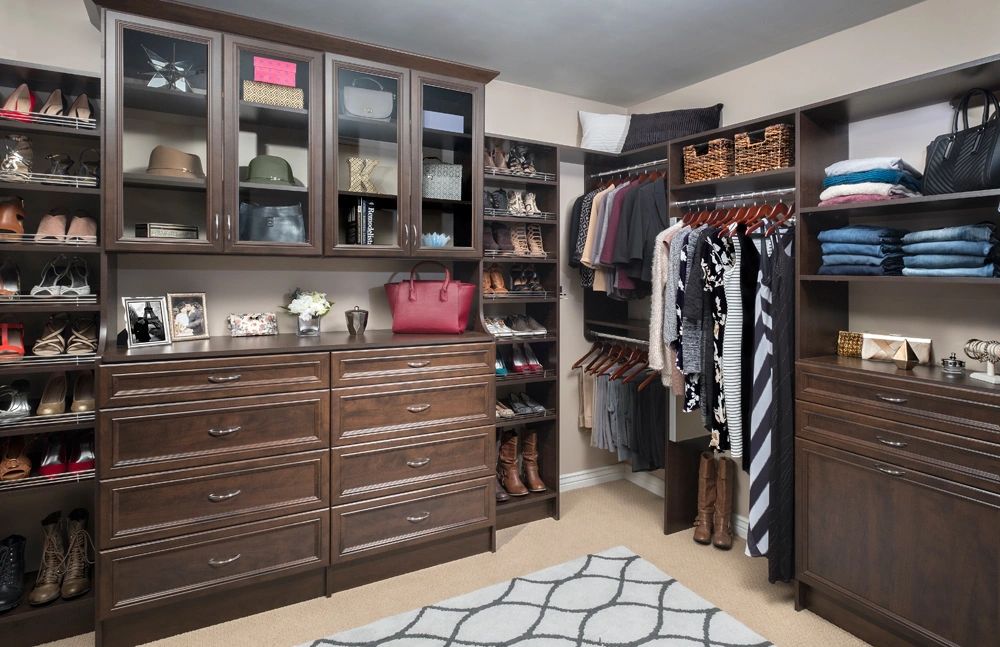 On The Mark Closets | On The Mark Closet Systems display picture 1