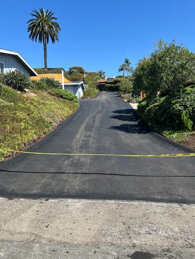 Asphalt driveway after a 2" Petromat overlay