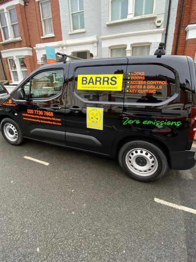 locksmiths in hammersmith and fulham.
car keys replaced cut duplicated.