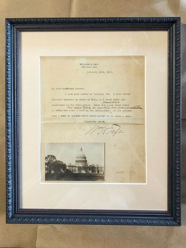 Signed letter by President William Taft with photograph of Congress preserved in black ornate frame
