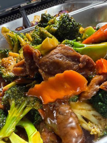 Beef and vegetables stir fry