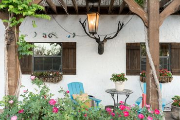 Exterior of The Cedar Hall Small Event Venue at Azle Deer Cove.