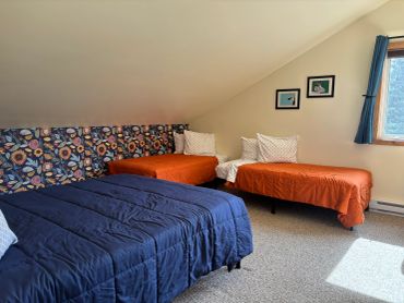 Wolf Den: One Queen & Two Twin Sized Beds