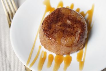 IDDSI shaped purée bread mix doughnut. Shaped purée bread cake. Purée shaping for purée bread.