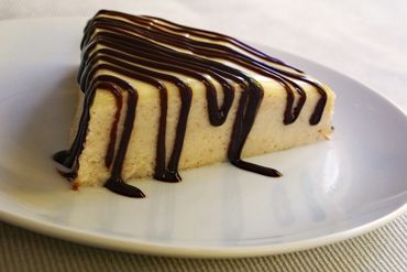 Shaped purée bread mix IDDSI. Purée bread cake mix. Purée cake.