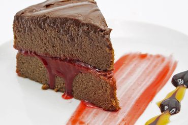 Shaped purée bread mix IDDSI. Purée bread cake mix. Purée cake.