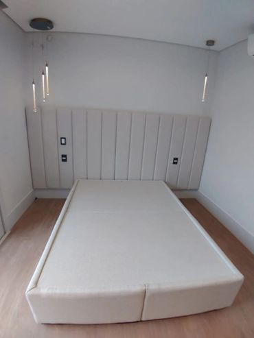 Cabeceira em placa, cabeceira de solteiro, Base de cama estofada, cabeceira de casal.