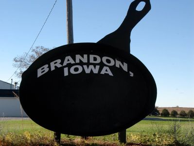 Iowa's Largest Fryin' Pan
located at 802 Main Street
Brandon, Iowa 52210
