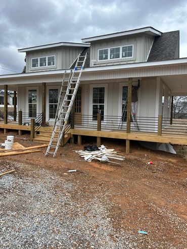 Exterior agreeable grey and brilliant white trim