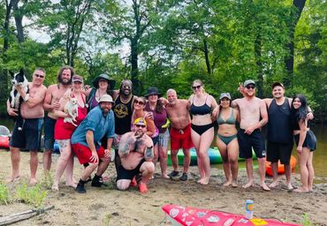 Group photo on the sandbar on Christiana Creek.