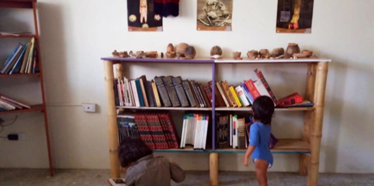 Children in Library, Punto Verde