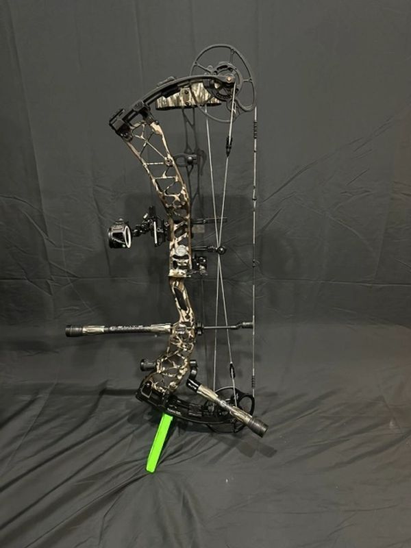 Custom Bow built by RB Archery