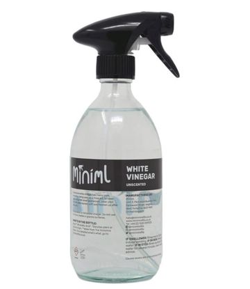 Image of refillable bottle of Miniml brand white vinegar