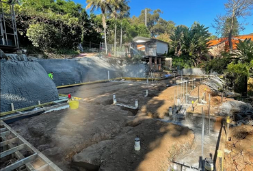 Sloping and tiered construction site in northern beaches Newport