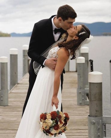 classic style bridal bouquet with fall colors and babys breath