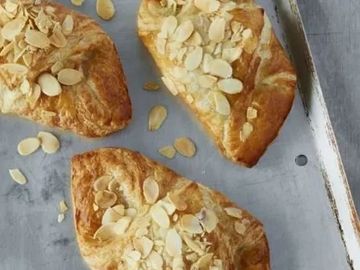 Filled with a delicious almond paste !