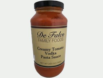 jar of creamy tomato vodka pasta sauce