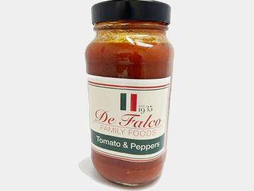 jar of tomato and peppers pasta sauce