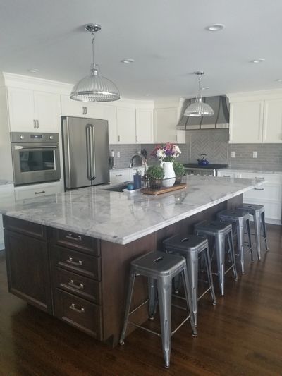 This is a clean kitchen