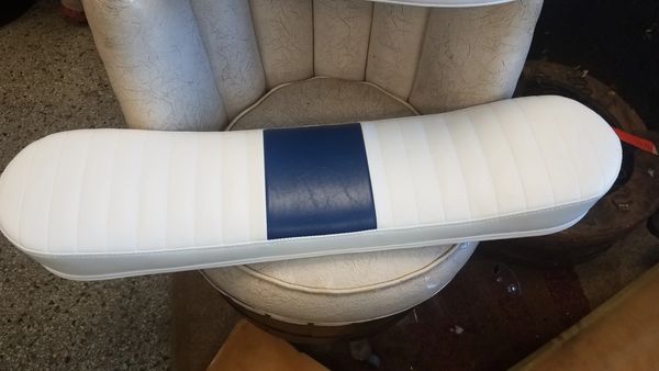 blue and white side cushioning for starboard and port