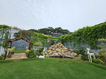 Lilly's Garden dining entrance