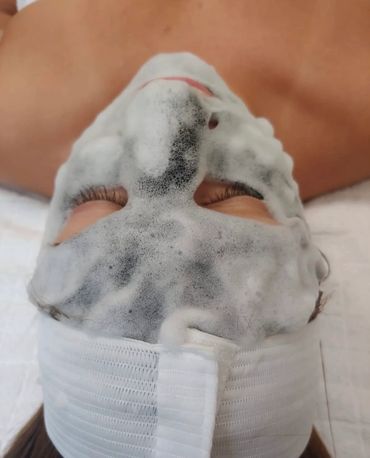 Oxygen Bubble Mask Facial