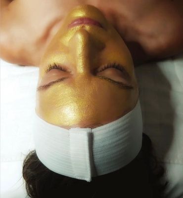 Gold Mask Facial