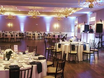 Uplighting and Wedding Reception at the Chocksett Inn Sterling Massachusetts
