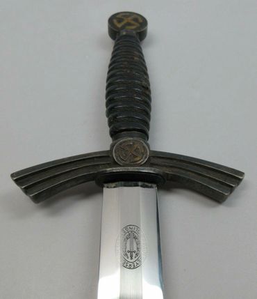 WW2 German 1st Pattern Luftwaffe Officer's Dagger