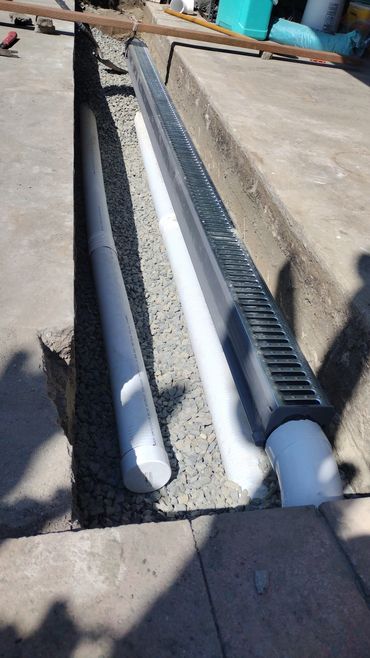 FRENCH DRAINAGE 2 PIPE SET UP.