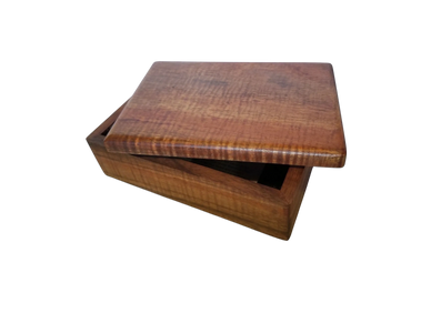medium size rectangular koa box with lid