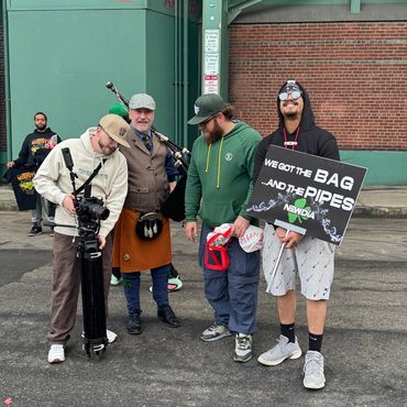 Bagpiping for retail businesses