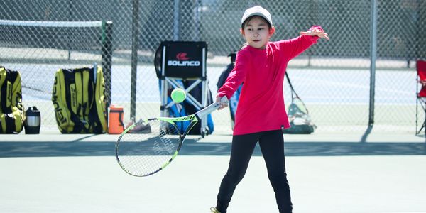 Beginner tennis lessons