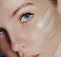 El BB Glow se realiza mediante la técnica del microneedling, una terapia no invasiva de inducción qu