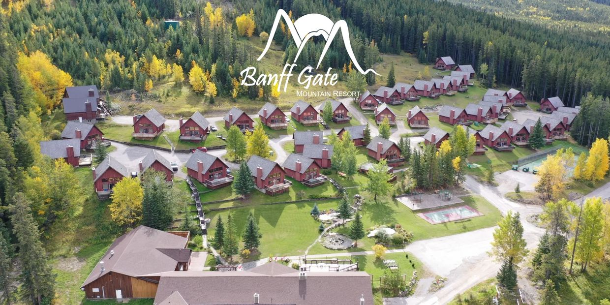 Aerial picture of Banff Gate Mountain Resort