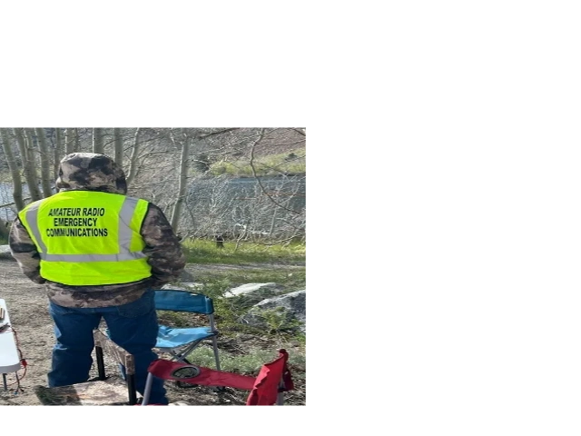 Juan KK7UGT working Intake 2 aid station - Eastern Sierra