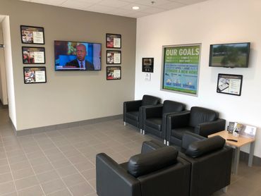 ABRA of Sioux Falls North customer lounge