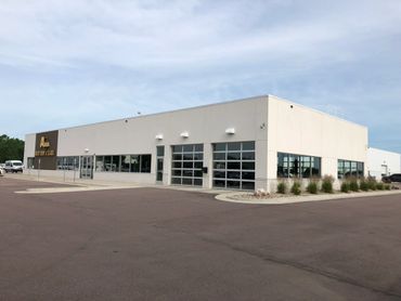 ABRA of Sioux Falls North entrance to estimating bay